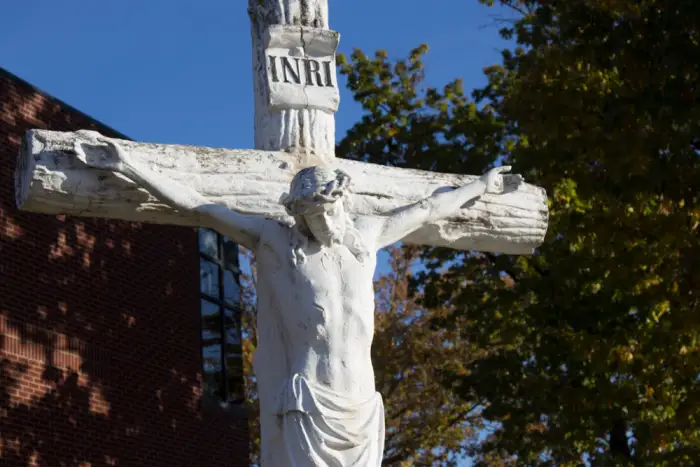 Crucifiedjesus-statue-oneill.png